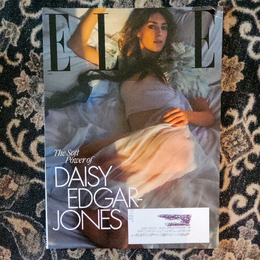 Elle Magazine - APRIL 2025